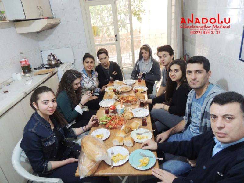 Anadolu Güzel Sanatlar Mutfaktalar Adana