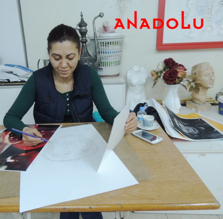 Hobi Sergisi Kuru kalem Çalışması Adana